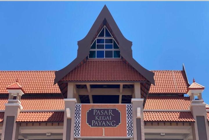 Sky Palace Kuala Terengganu Exterior photo